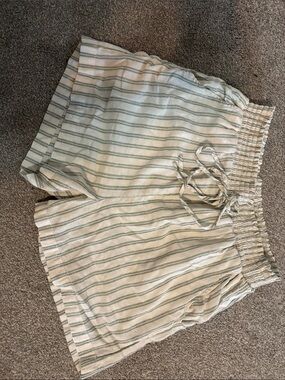 High-Waist Striped Linen-Blend Shorts - Cream & Sage